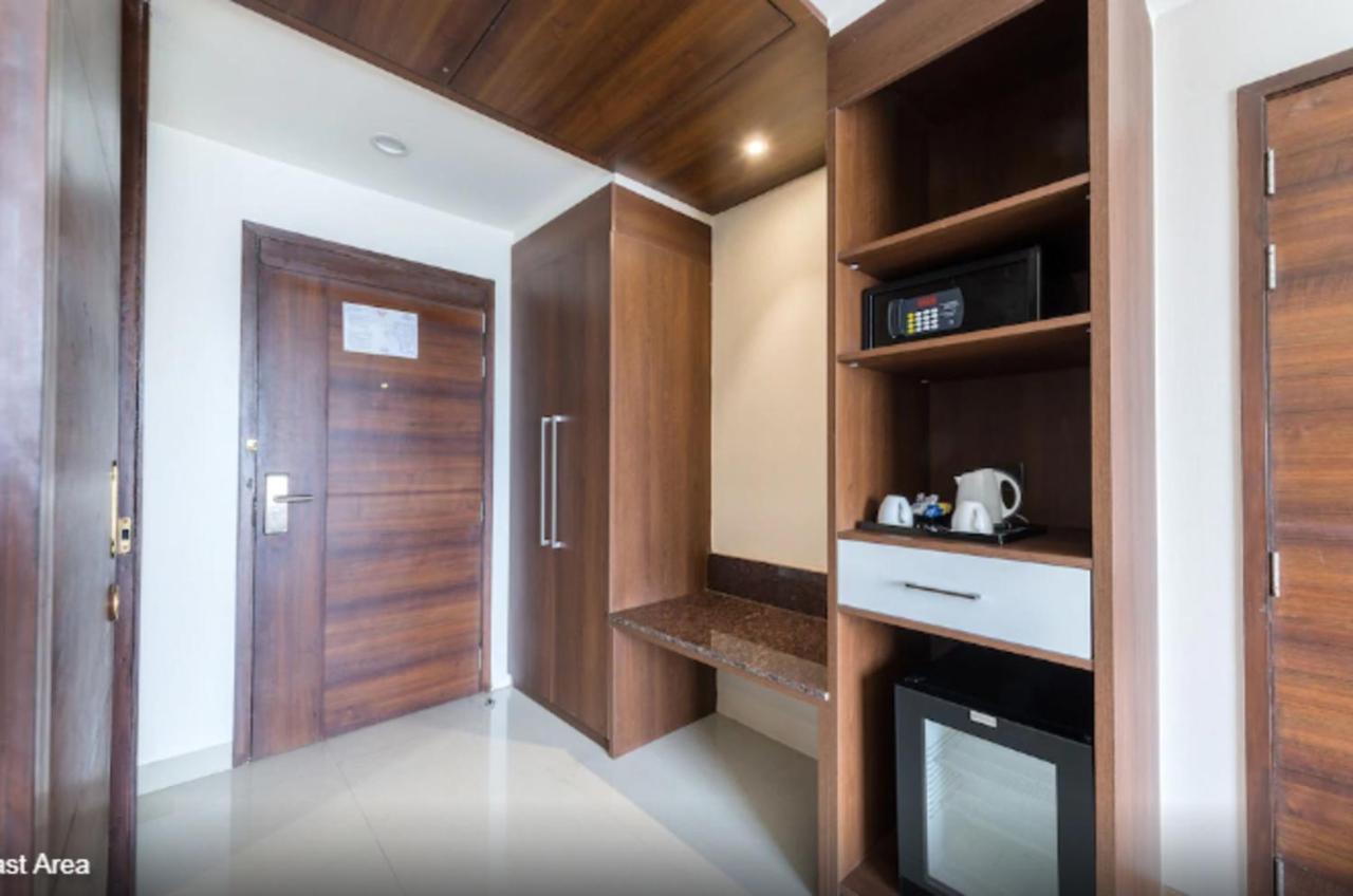 Jagadish Brigade Hotel Bangalore Ngoại thất bức ảnh
