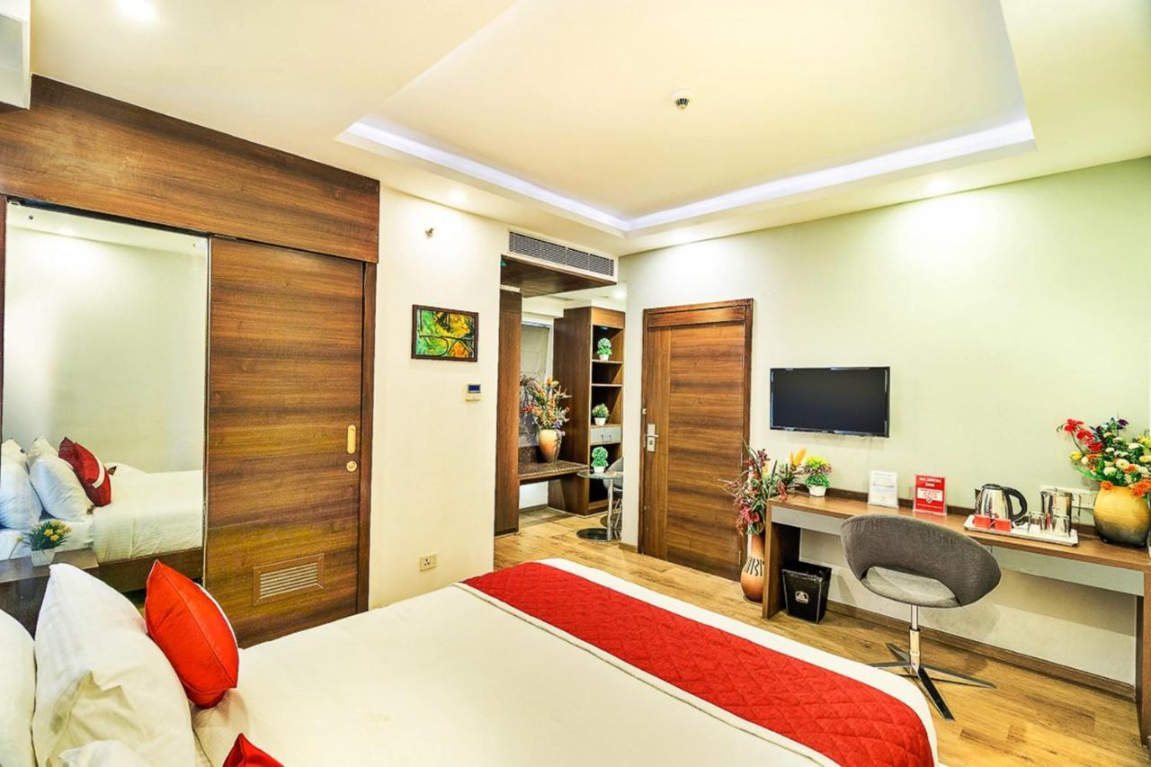 Jagadish Brigade Hotel Bangalore Ngoại thất bức ảnh